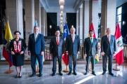 Bolivia y otros cuatro países firman el “Compromiso de Santiago” contra el crimen organizado transnacional