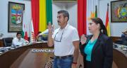 Concejales oficialistas y suplentes del bloque de unidad instalan sesión y eligen a Willan Perales como presidente del Concejo