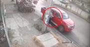 Video: Delincuente se apodera de Bs 23.000 de una camioneta en cuestión de minutos