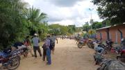 Campesinos toman pozo petrolero en Santa Rosa del Sara para exigir la renuncia de Rodrigo Paz