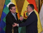 En plena crisis, Paz designa a Ernesto Justiniano como ministro de Defensa