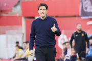 Andoni Iraola aterriza en Anfield: Liverpool oficializa a su nuevo técnico