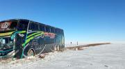 Pasajeros pasan la noche en temperaturas bajo cero en el Salar, el chofer quería eludir los bloqueos