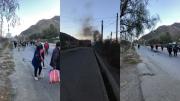 Policía y militares despejan puente Lipari para restablecer el ingreso de alimentos desde Mecapaca