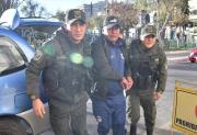 El dirigente Justino Apaza es trasladado con detención preventiva a la cárcel de San Pedro