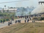 Policía y militares se repliegan en San Julián ante el uso de armas de fuego por parte de movilizados