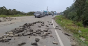 La Policía reporta 47 puntos de bloqueo en Cochabamba, la mayoría en las rutas al oriente