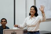 Sondeos a pie de urna en Perú dan empate técnico con leve ventaja de Fujimori ante Sánchez