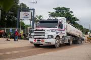 Combustible: Gobierno garantiza abastecimiento, pero 5.000 camiones siguen varados