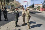 Policías y militares inspeccionan carretera hacia Río Abajo, libre de bloqueos