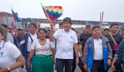 Evo Morales y sectores sociales marchan en Cochabamba y El Alto exigiendo la renuncia de Rodrigo Paz