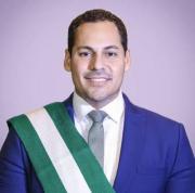 Emiten orden de aprehensión para Antonio Talamás, expresidente de la ALD cruceña, por denuncia de violencia