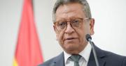 Diputados apuntan a interpelar al ministro Oviedo por bloqueos y a crear una comisión para investigar el caso narcomadera