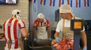 Paraguayos viven el debut con carne y cerveza rebajadas