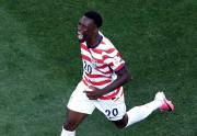 Estados Unidos brilla en su debut mundialista y golea a Paraguay