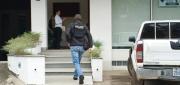 ALLANAN CINCO EMPRESAS EN SANTA CRUZ POR EL CASO DE LA DROGA OCULTA EN MADERA