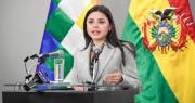 Exvocera presidencial es posesionada como directora del Servicio Nacional Textil