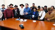 Paz logra acuerdo con la Túpac Katari y las Bartolinas de Caranavi; se crea comisión para trabajar en obras