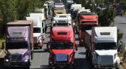 Transportistas varados en las carreteras piden ayuda: viven en “condiciones inhumanas”