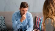 Masculinidades y salud mental: por qué miles de hombres aún evitan ir al psicólogo en América Latina