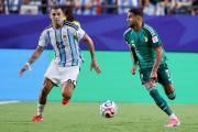 De juntar cartones con su familia a jugar un Mundial con Argentina: la historia de Medina