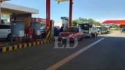 ¿Por qué hay largas filas por diésel y gasolina en Santa Cruz?