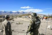 Chile devuelve a cinco militares bolivianos tras ingreso irregular a su territorio