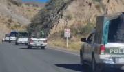 Fuerzas del orden persisten en operativos para desbloquear ruta Cochabamba-Oruro; gobierno prepara incursión al trópico