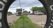 Pese al Estado de excepción, evistas mantienen el bloqueo en Ichilo y cierran la ruta nueva Cochabamba – Santa Cruz