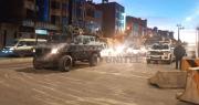 La Paz: Militares y policías activan operativo para despejar la ruta que une El Alto con el lago Titicaca