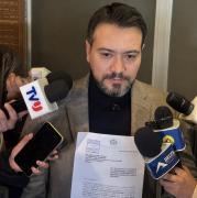 Diputado Alejandro Reyes pide restituir el uso proporcional de armamento a la Policía Boliviana