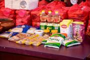 Adultos mayores reclaman su canasta alimentaria, la Gobernación busca recursos
