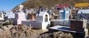 Profanan 15 tumbas y saquean joyas en un cementerio de Oruro