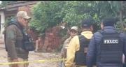 Sujeto ataca con cuchillo a su exesposa y luego se ahorca
