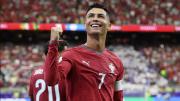 Portugal goleó a Uzbekistán y reencaminó el rumbo