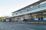 Critican a Evo Morales por cierre de terminal aérea de Chimore, herramienta de desarrollo