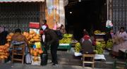 Bajan los precios de la carne, pollo y verduras en mercados de La Paz tras los bloqueos