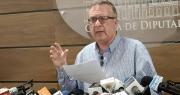 Diputado Alarcón responde a los que lo cuestionan por promover una ley antibloqueos