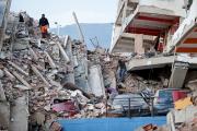 Tras 24 horas de los terremotos en Venezuela: al menos 235 muertos y 4.300 heridos