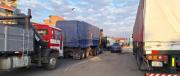 Transporte pesado se declara en emergencia por la escasez de diésel y exige respuestas a YPFB