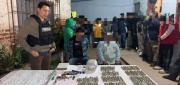 FELCN APREHENDE A MADRE E HIJO POR PRESUNTO TRÁFICO DE DROGAS EN SANTA CRUZ; 20 PERSONAS QUEDAN ARRESTADAS