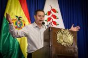 Lara cuestiona el nuevo tipo de cambio y alerta que devalúa la moneda nacional