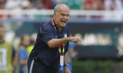 “Es una despedida dolorosa”, dice Bielsa tras confirmar su salida de Uruguay