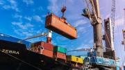 Gobierno reduce los aranceles de importación en 5% para mitigar impacto del tipo de cambio flexible
