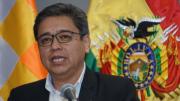 Gobierno pide disculpas a la población debido a las colas por combustible