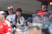 Brad Pitt, Penélope Cruz y Javier Bardem entre el público de España-Bélgica en Los Ángeles