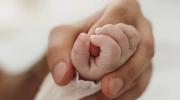 Recién nacida sufre grave daño pulmonar y su familia necesita Bs. 50.000