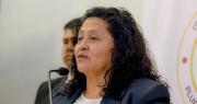Falta pago de sueldo de junio a 1.000 funcionarios de salud, dice ministra Flores, que atribuye el retraso a errores de planilla