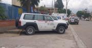 Hallan a joven con múltiples lesiones en el rostro y la cabeza abandonado en una plaza