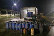 Policía secuestra 1.700 litros de combustible, presuntamente para fines ilícitos en el Chapare